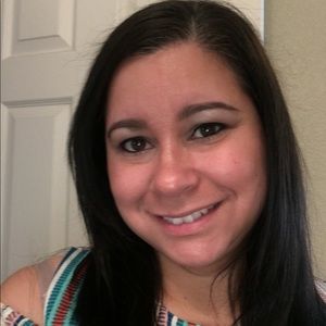 Meet your Posher, Lisa